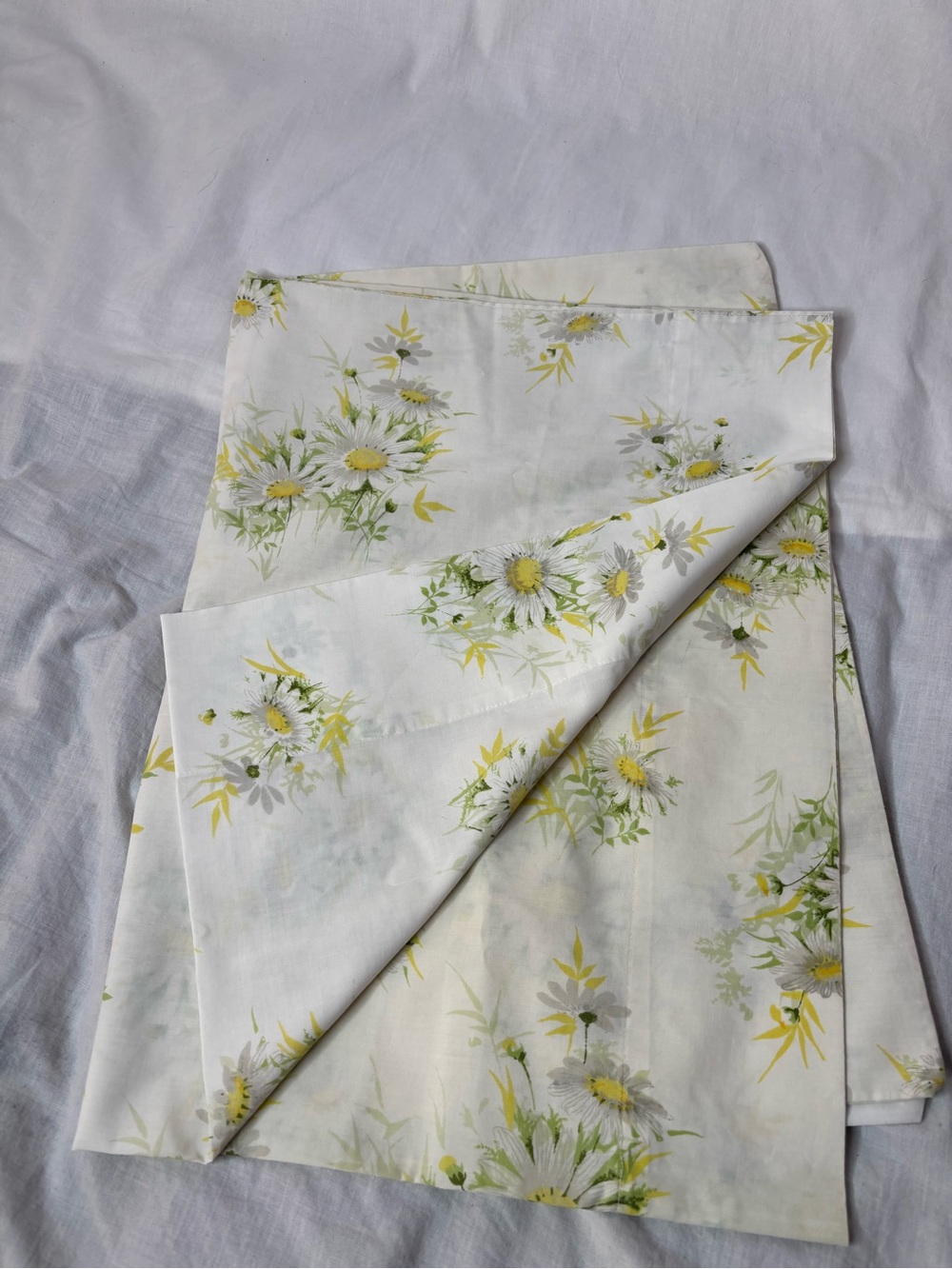 vintage Springmaid set of 2 pillowcases Standard size